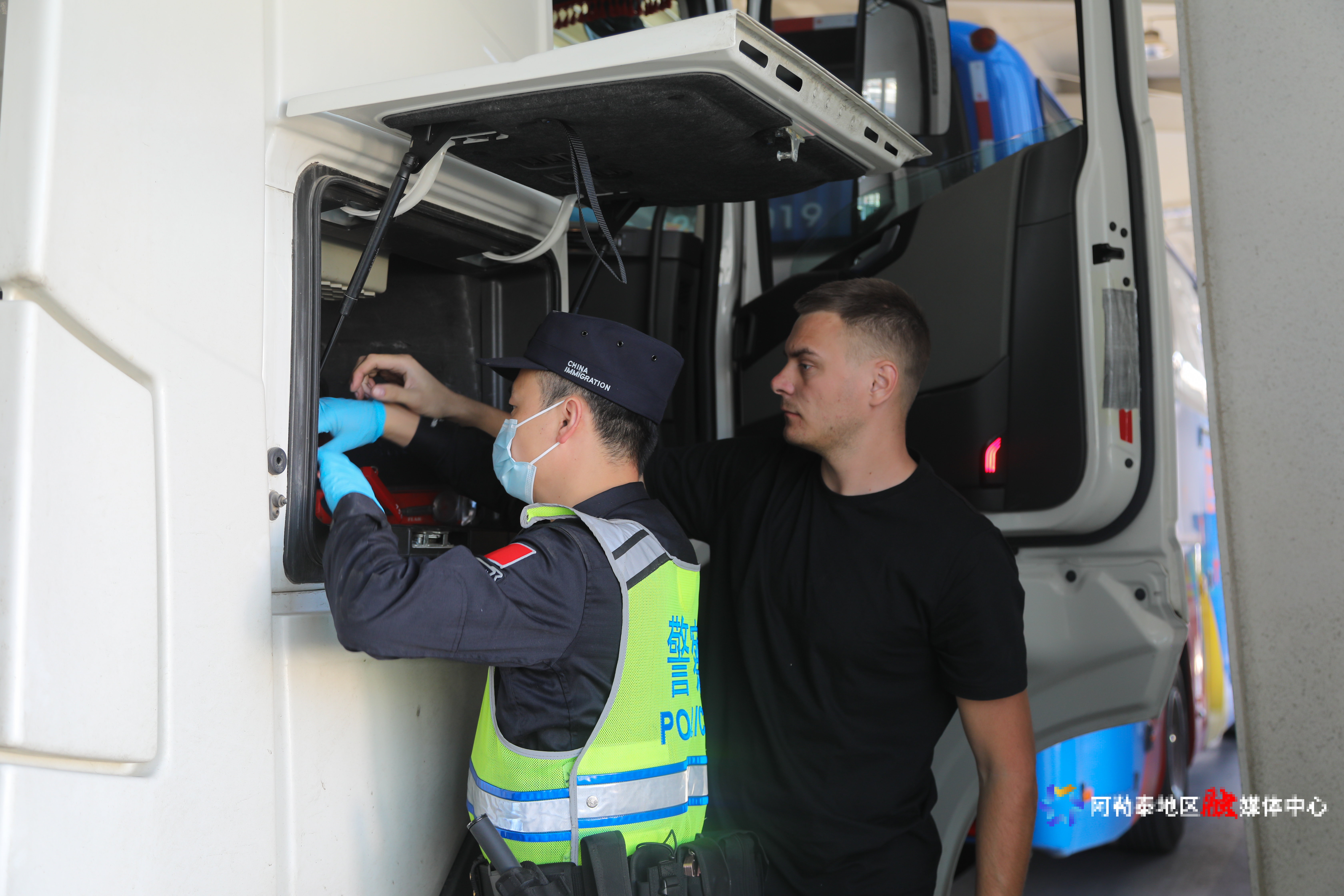 mmexport1751375273086